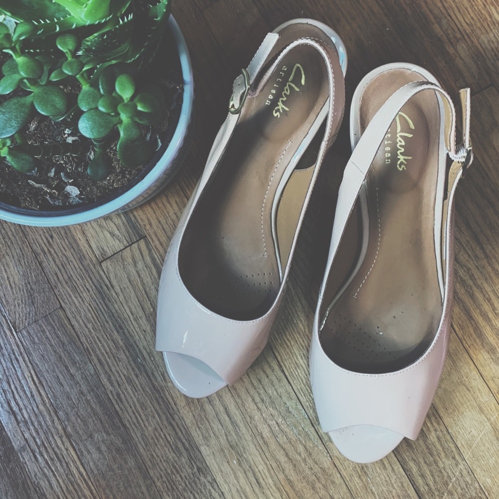 Clark’s Artisan Florine Senna Peep Toe Heel